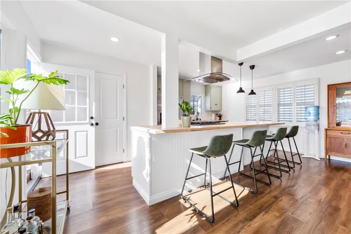 Open Concept Kitchen 
Perfect for entertaining