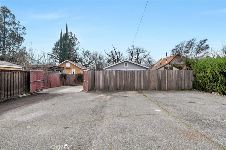 Parking lot and entrance to unit 2
