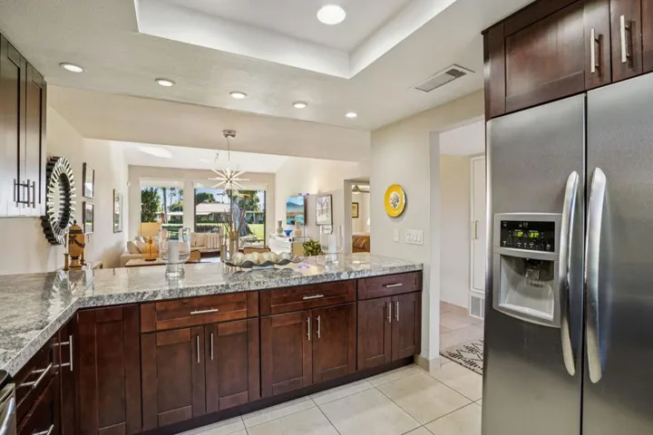 11-web-or-mls-La Cerra Dr-S1111-011