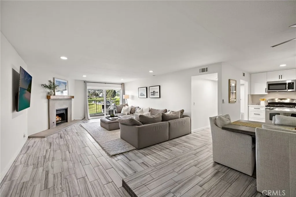 2501 S El Camino Real 309, San Clemente, California 92672 home-pic-4