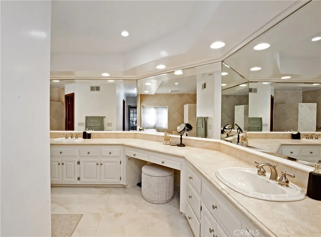 9378 Suva Street, Downey, California 90240 home-pic-29