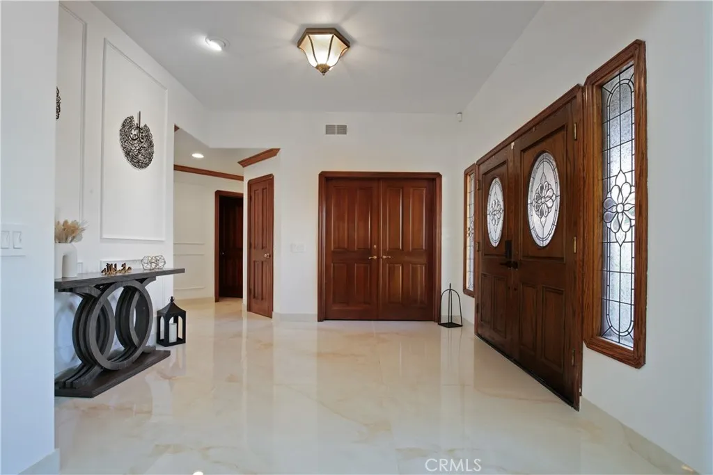 9378 Suva Street, Downey, California 90240 home-pic-4