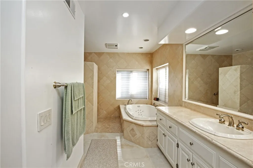 9378 Suva Street, Downey, California 90240 home-pic-30
