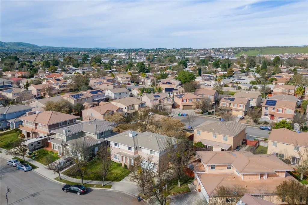 609 Larkfield Place, Paso Robles, California 93446 home-pic-33