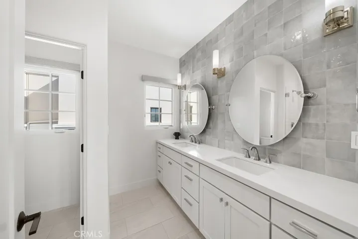 1214 Carmel Street, San Luis Obispo, California 93401