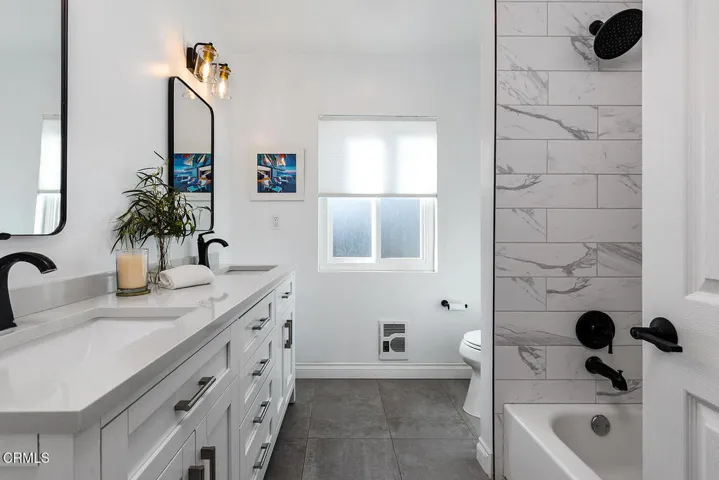 385 S Oakland Ave #205 037-mls