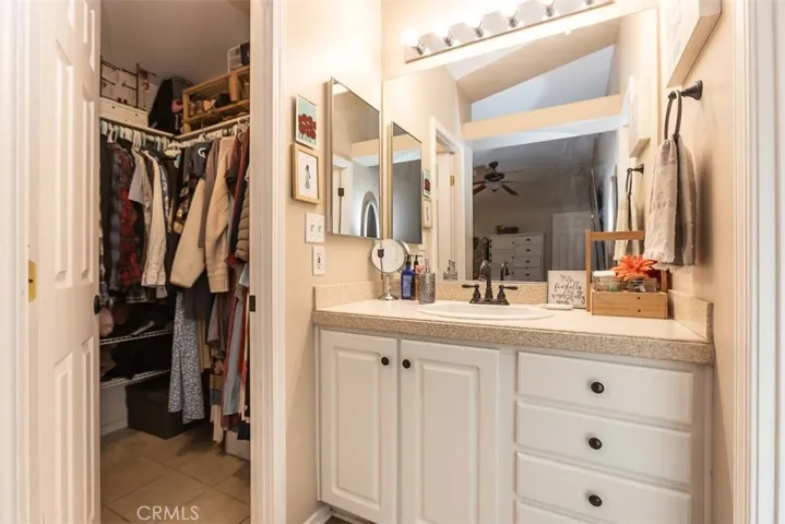 3860 S Higuera D23, San Luis Obispo, California 93401