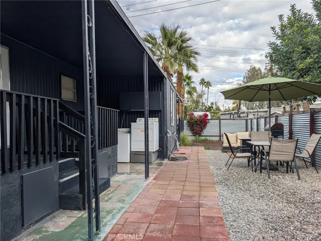private yard