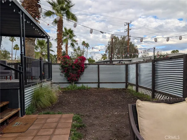 private yard