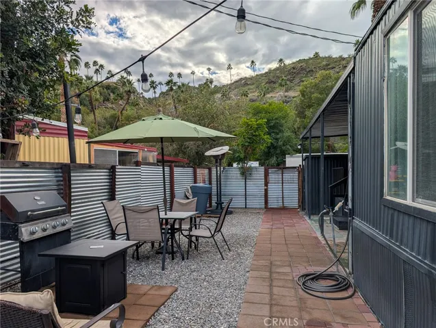 private yard