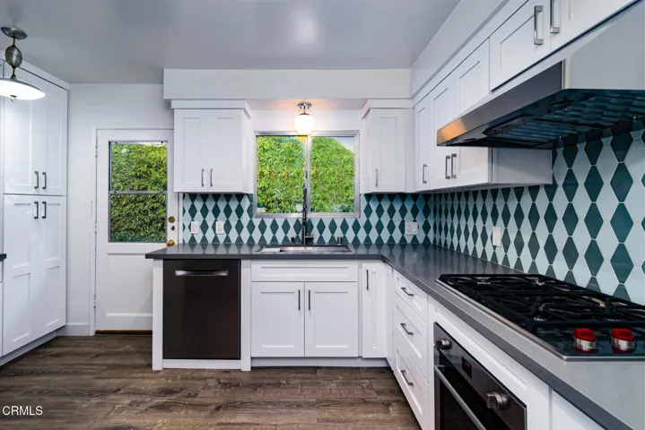 681 S Orange Grove (13 of 37)