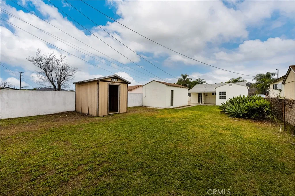 6404 Indiana Avenue, Long Beach, California 90805 home-pic-4