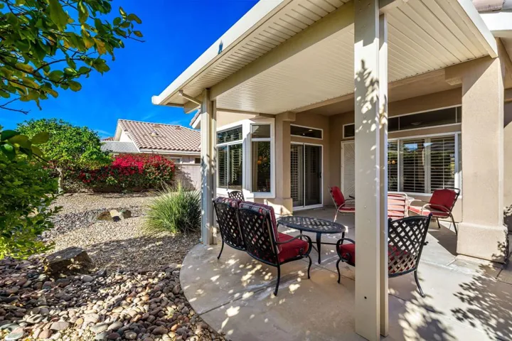 25-web-or-mls-PamEdgebrook_OPMG_0126_025