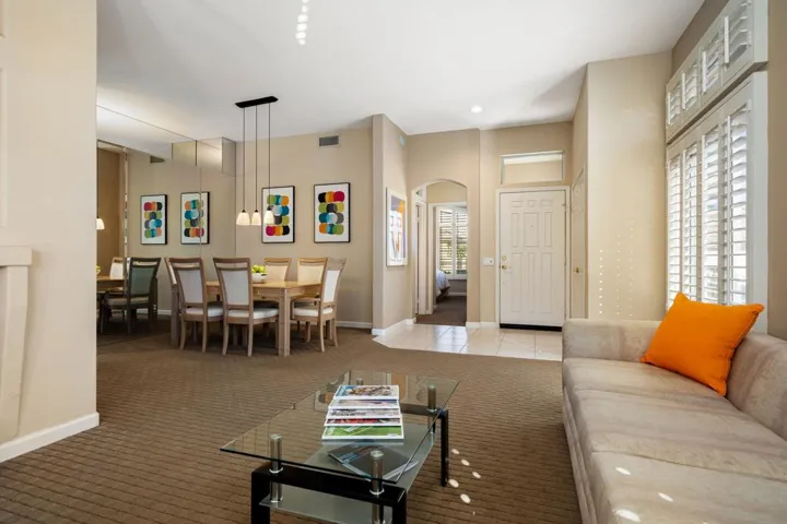 13-web-or-mls-PamEdgebrook_OPMG_0126_013
