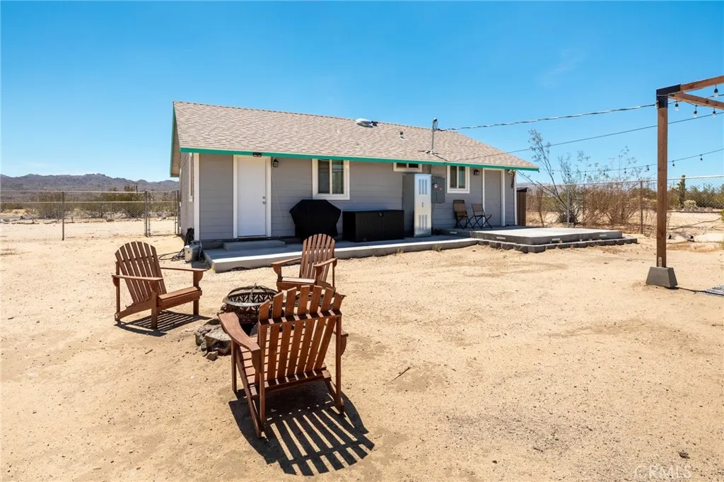 65076 E Broadway, Joshua Tree, California 92252 home-pic-22