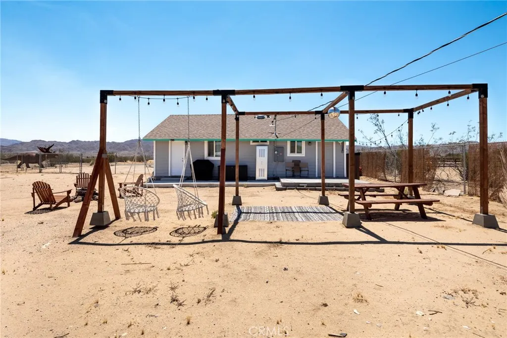 65076 E Broadway, Joshua Tree, California 92252 home-pic-21