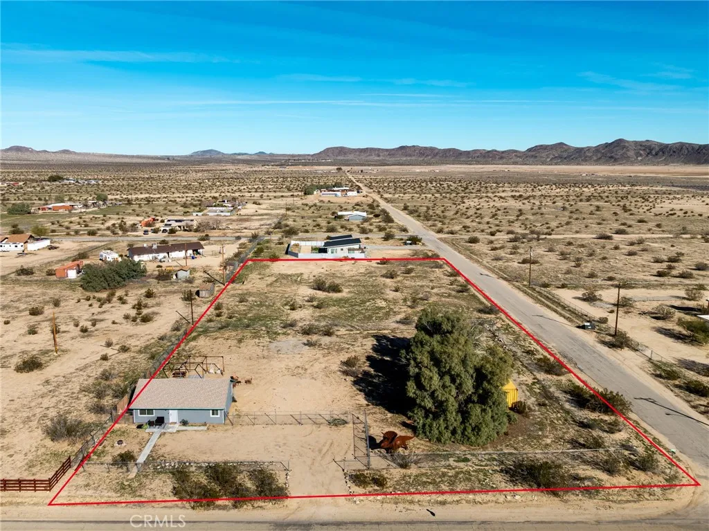 65076 E Broadway, Joshua Tree, California 92252 home-pic-2