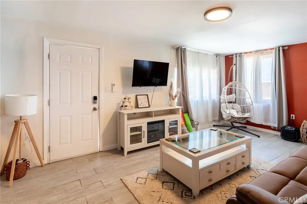 65076 E Broadway, Joshua Tree, California 92252 home-pic-8