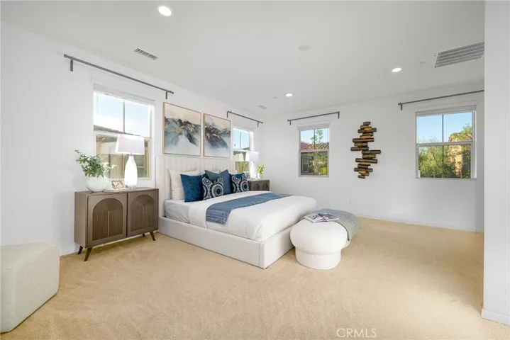18 Prominence, Lake Forest, California 92630
