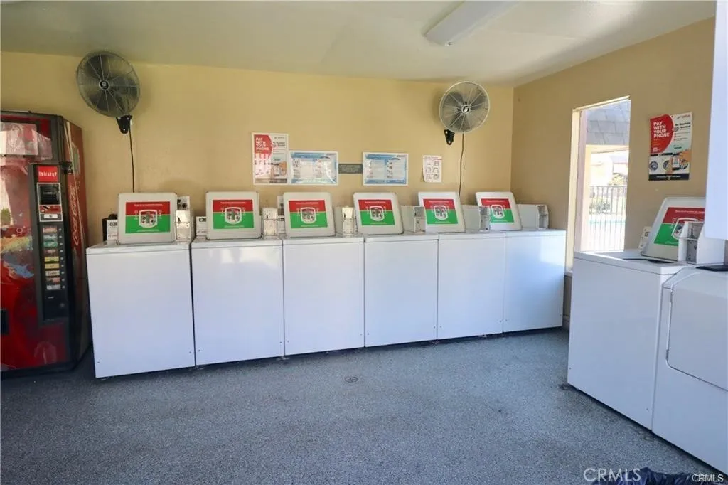 801 S Lyon Street H-3, Santa Ana, California 92705 home-pic-15