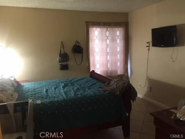 801 S Lyon Street H-3, Santa Ana, California 92705 home-pic-10
