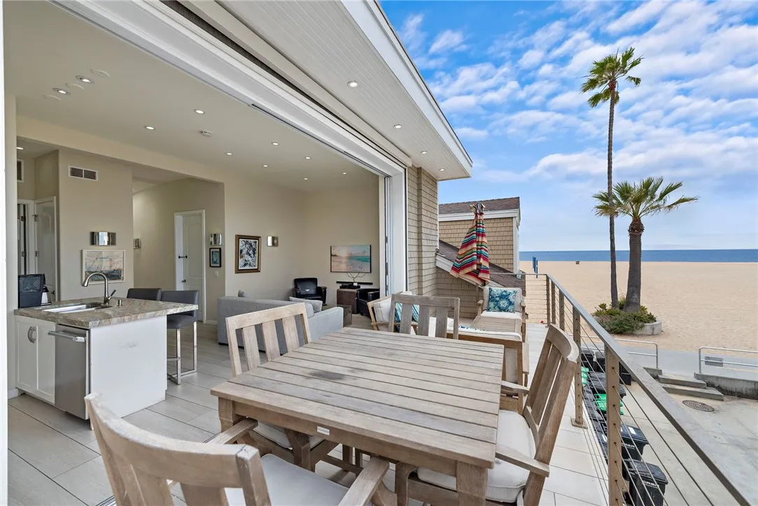 1504 W Oceanfront 5, Newport Beach, California 92663 home-pic-24