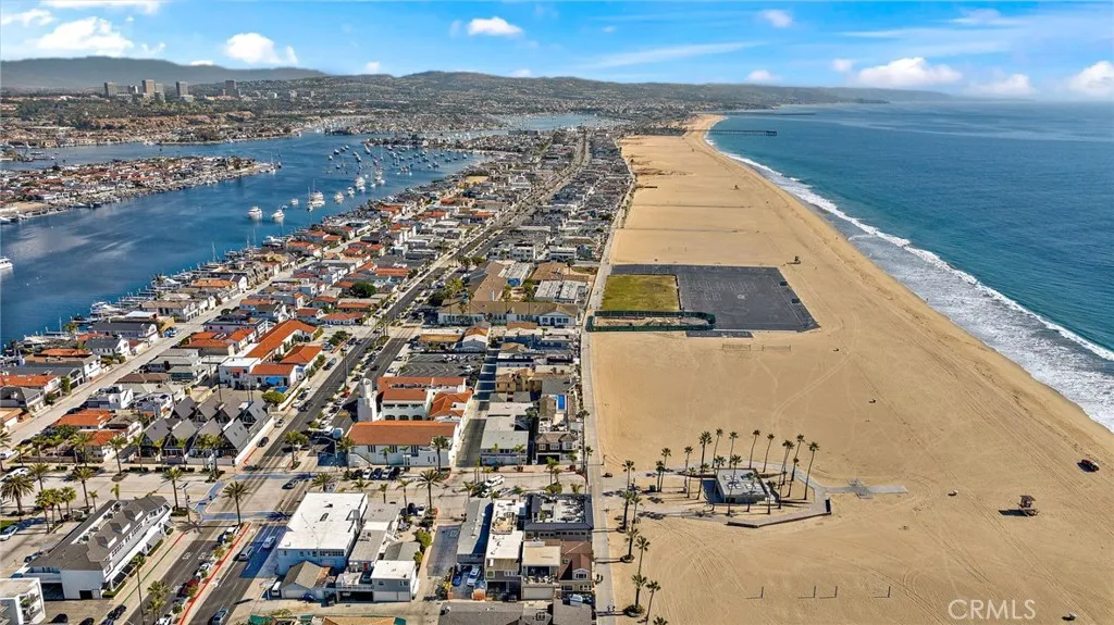 1504 W Oceanfront 5, Newport Beach, California 92663 home-pic-33