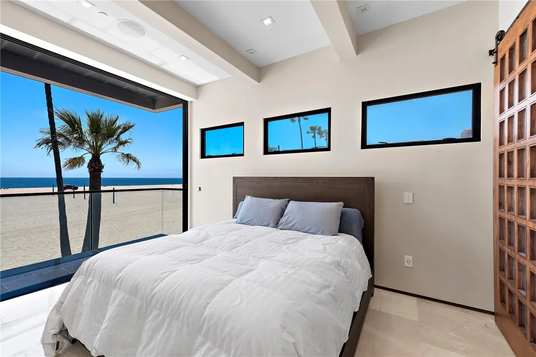 1504 W Oceanfront 5, Newport Beach, California 92663 home-pic-19