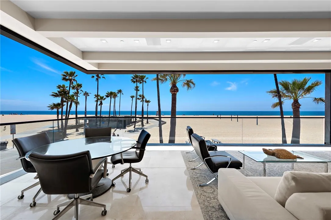 1504 W Oceanfront 5, Newport Beach, California 92663 home-pic-17