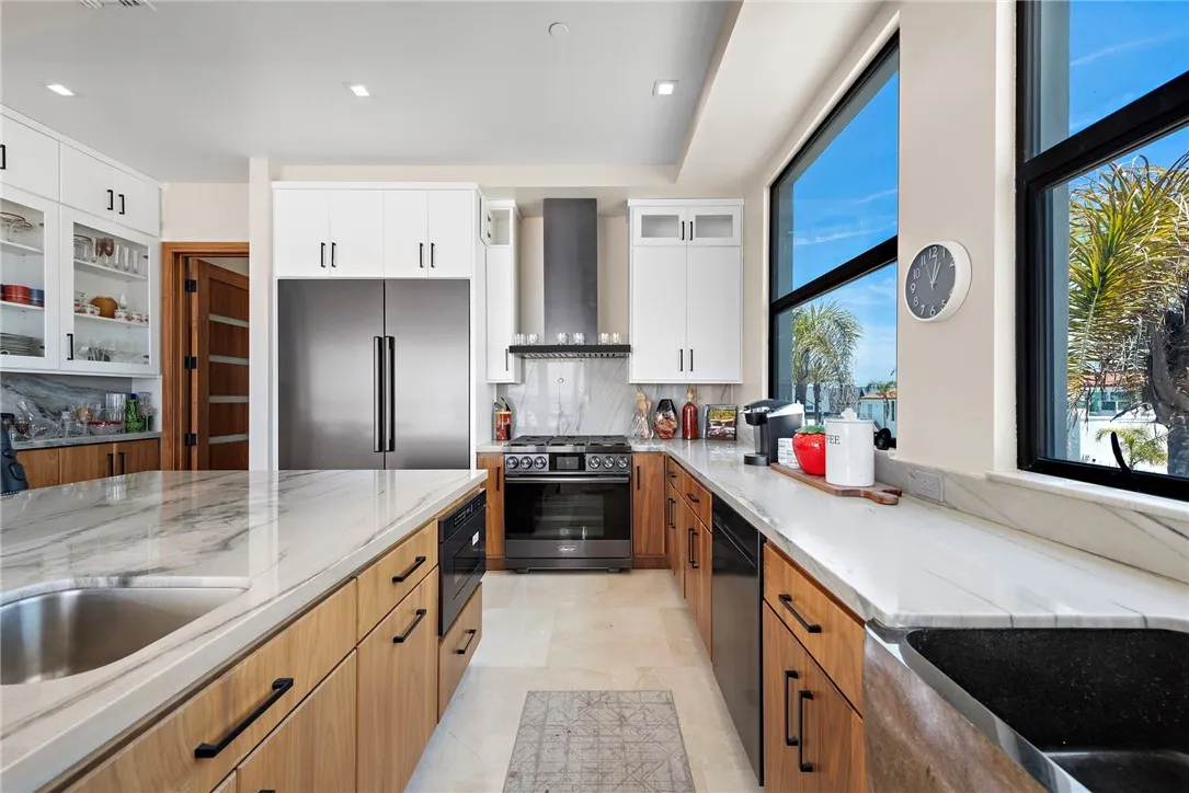 1504 W Oceanfront 5, Newport Beach, California 92663 home-pic-15