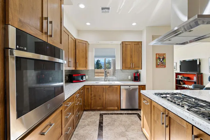 23-web-or-mls-VMDesertW_OPMG_0126_023