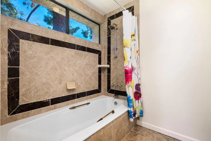 44-web-or-mls-VMDesertW_OPMG_0126_044