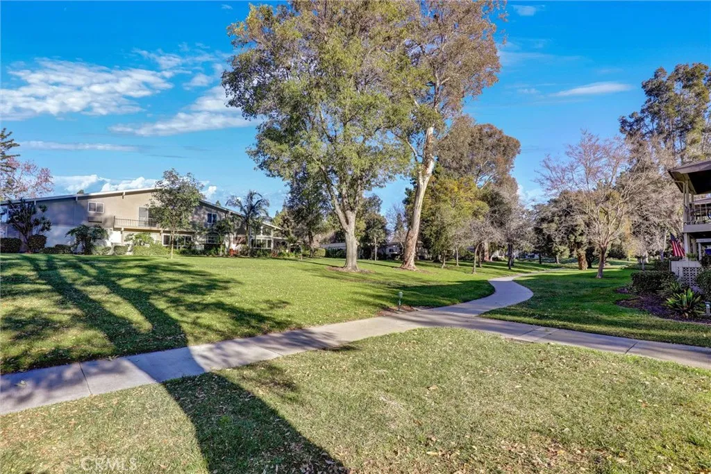 95 Calle Aragon A, Laguna Woods, California 92637 home-pic-28