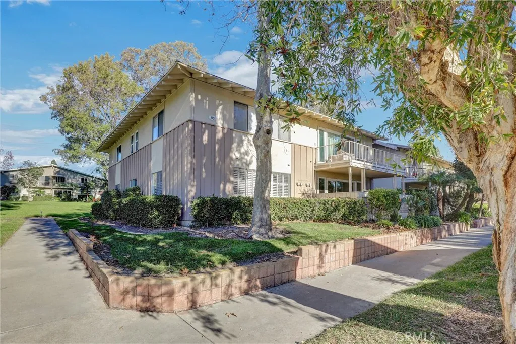 95 Calle Aragon A, Laguna Woods, California 92637 home-pic-27