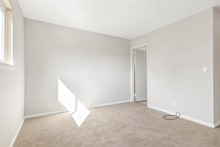 With En-Suite Bathroom