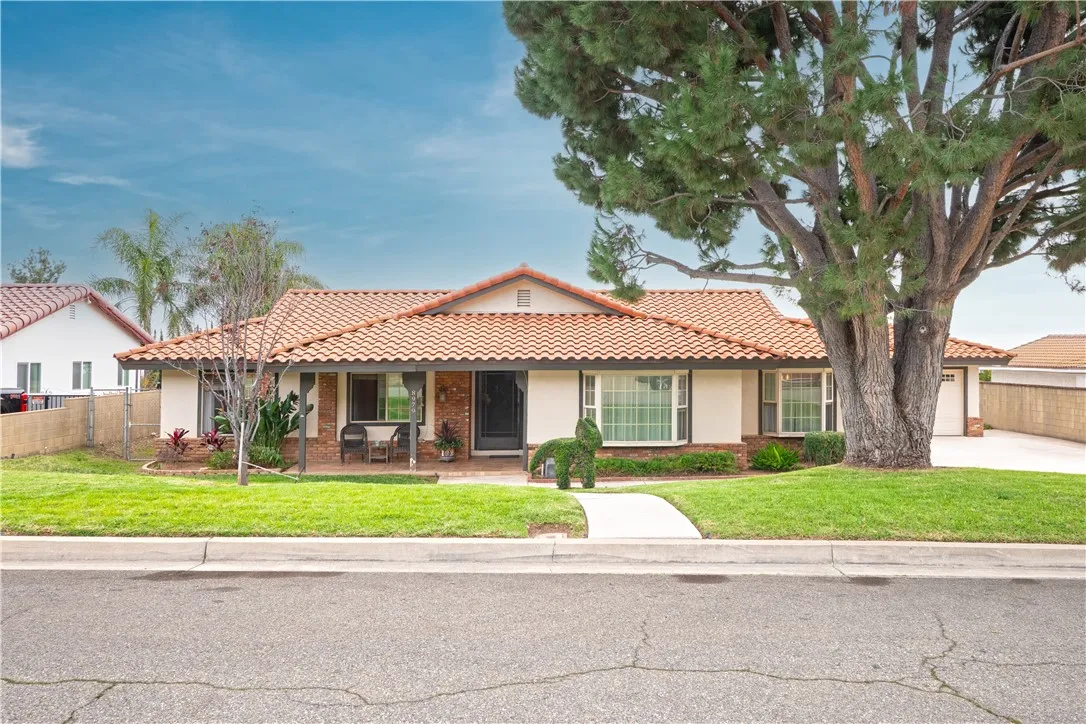 8979 Camellia Court, Rancho Cucamonga, California 91737 home-pic-1