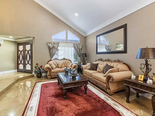 2220 Bloomfield Lane, Corona, California 92882 home-pic-7