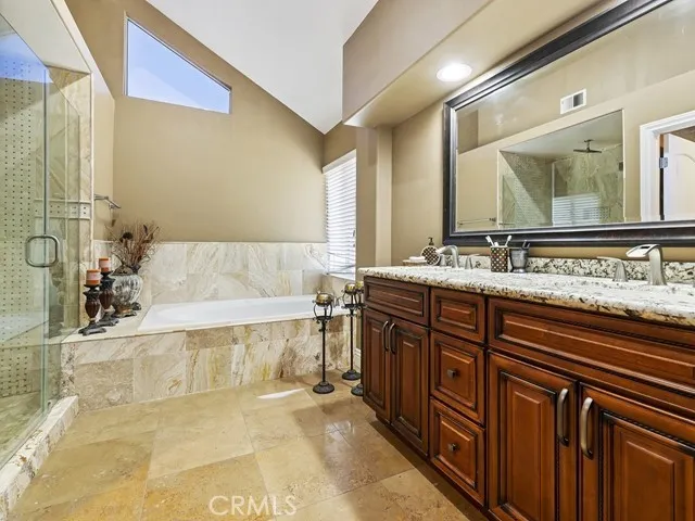 2220 Bloomfield Lane, Corona, California 92882 home-pic-27