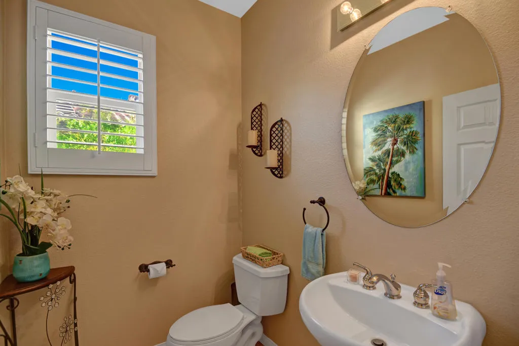 82237 Travolta Avenue, Indio, California 92201 home-pic-26