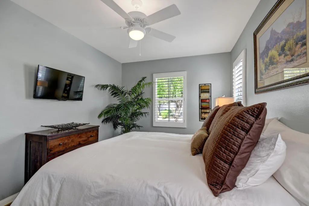 82237 Travolta Avenue, Indio, California 92201 home-pic-24