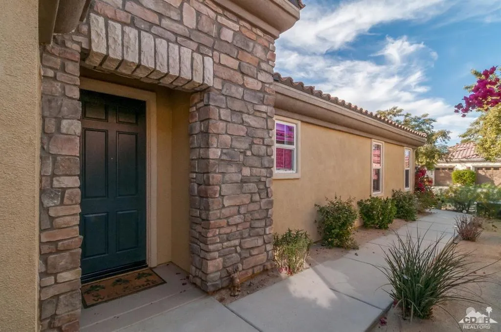 82237 Travolta Avenue, Indio, California 92201 home-pic-7