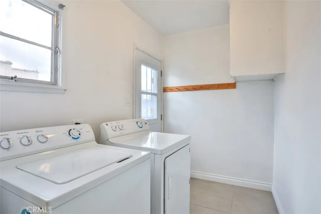 854 Alandele Avenue, Los Angeles, California 90036 home-pic-7