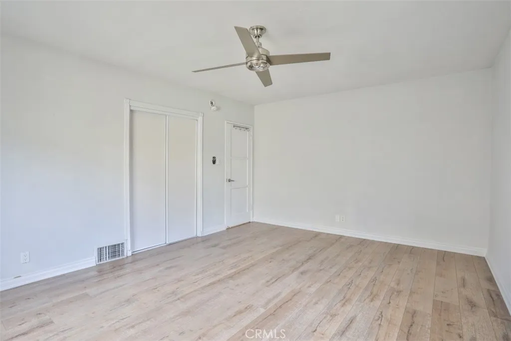 854 Alandele Avenue, Los Angeles, California 90036 home-pic-9