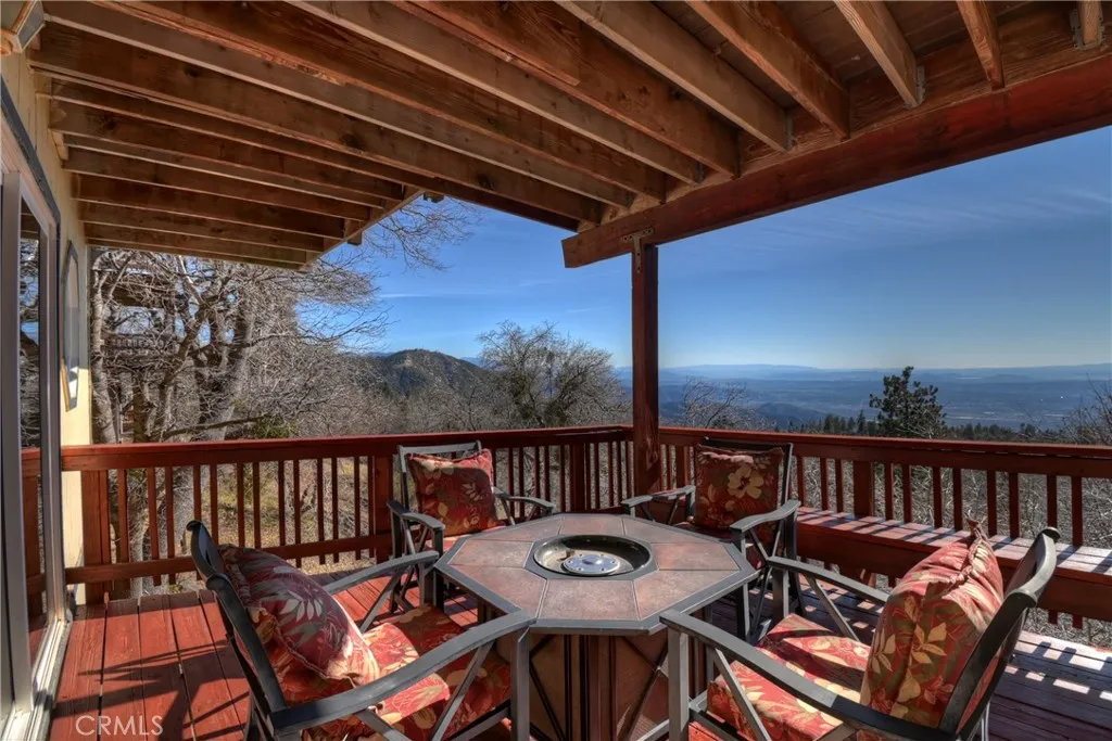 Bottom Level Back Deck
