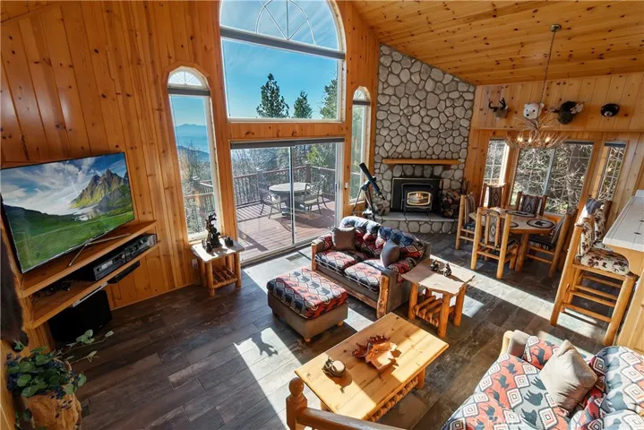 Living Room From Stairs

Fire in fireplace has been digitally added