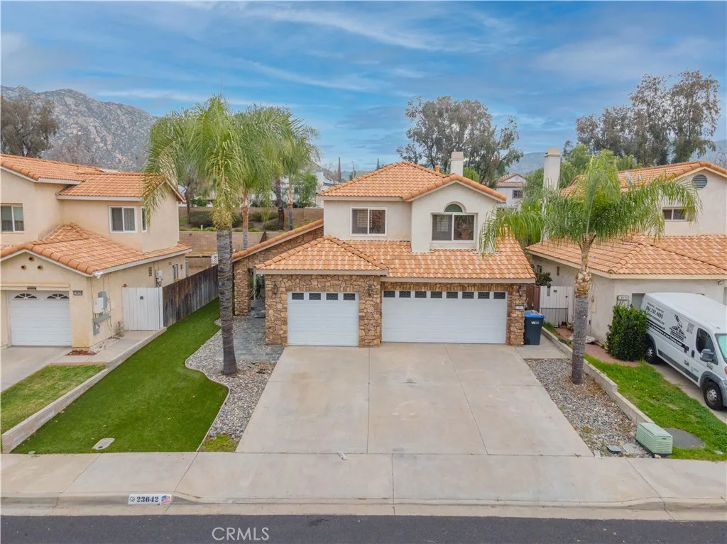 23642 Tonada, Moreno Valley, California 92557 home-pic-1