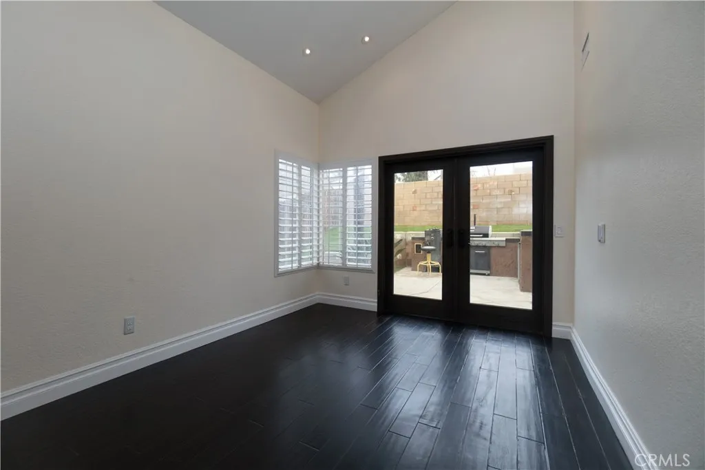 23642 Tonada, Moreno Valley, California 92557 home-pic-9