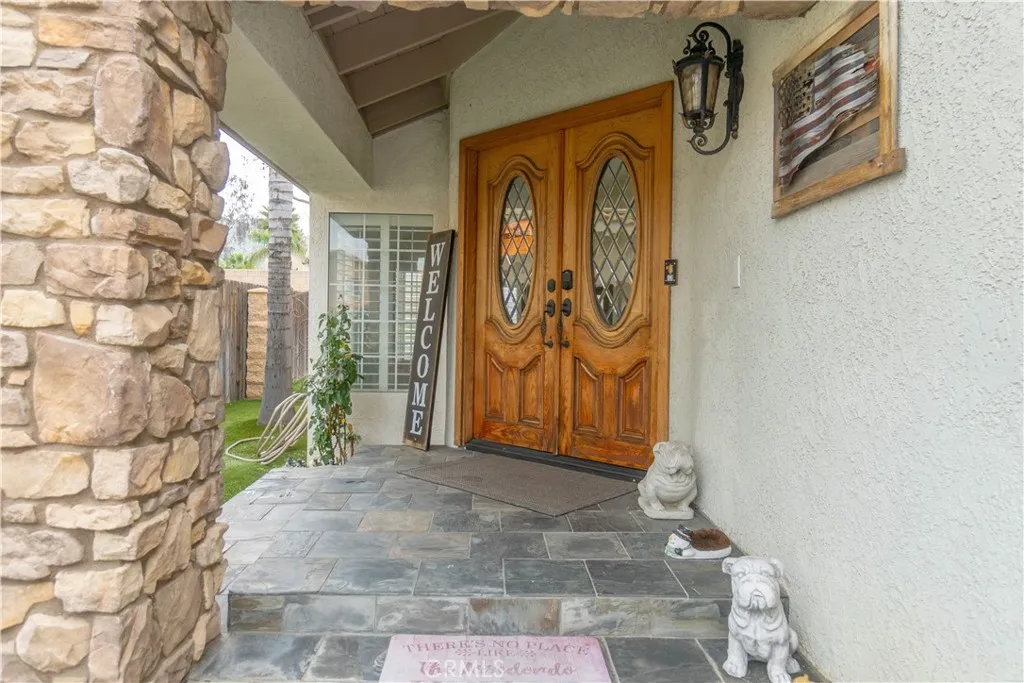 23642 Tonada, Moreno Valley, California 92557 home-pic-5