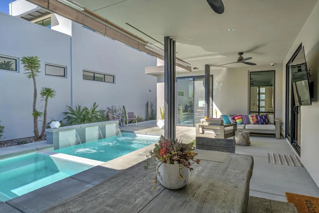 1345 Vue Place, Palm Springs, California 92262 home-pic-36