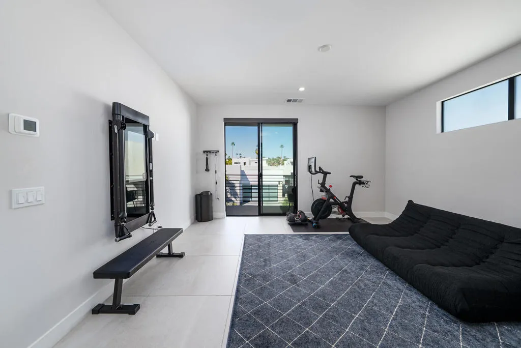 1345 Vue Place, Palm Springs, California 92262 home-pic-25